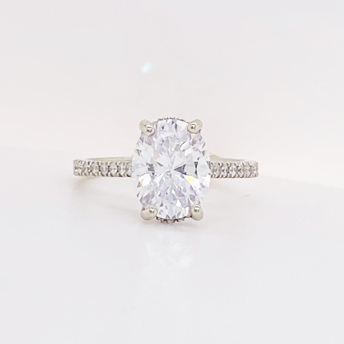 For Sale:  3.50 Carat Oval Diamond Engagement Ring Diamonds on Band 19 Karat Gold 2