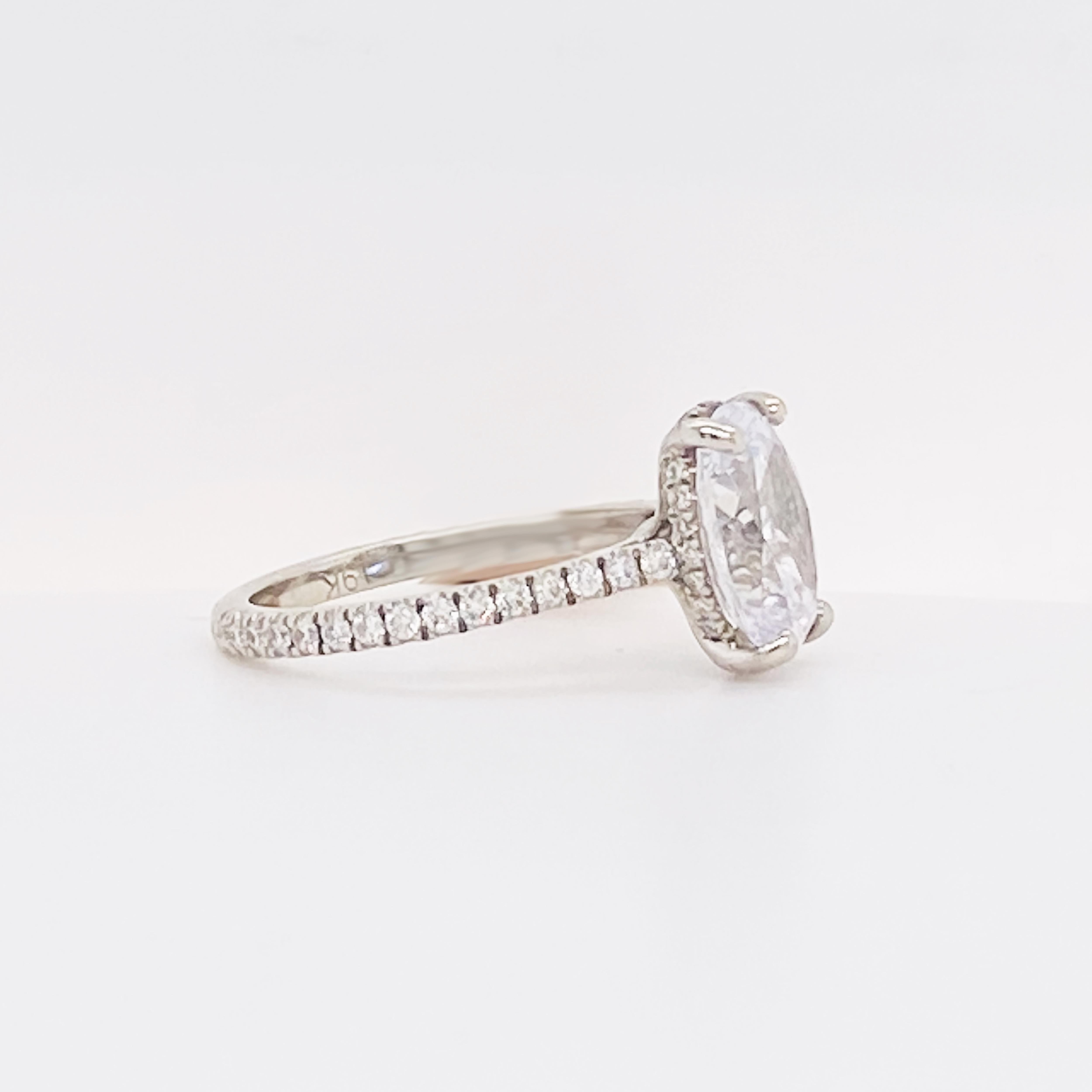 For Sale:  3.50 Carat Oval Diamond Engagement Ring Diamonds on Band 19 Karat Gold 5