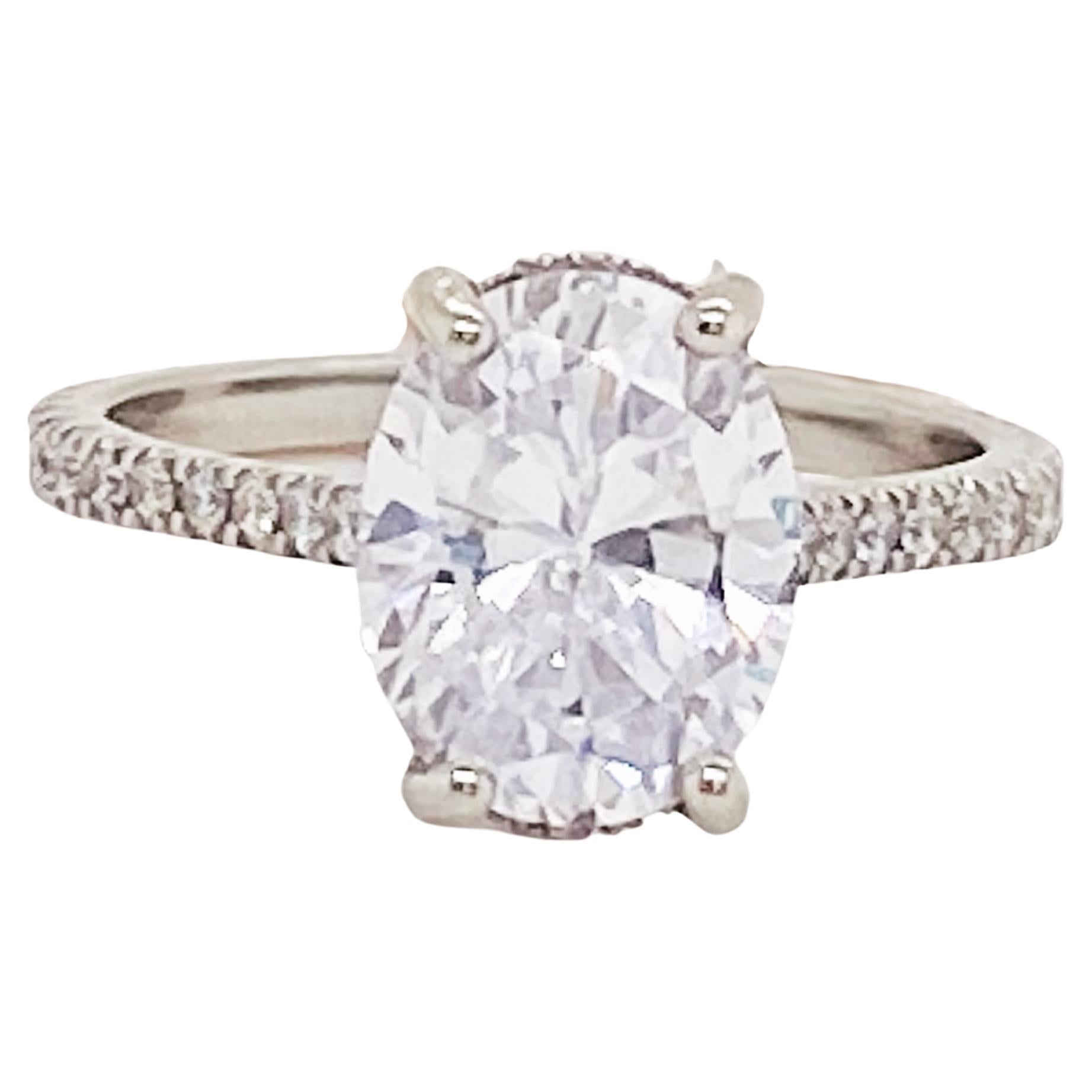 For Sale:  3.50 Carat Oval Diamond Engagement Ring Diamonds on Band 19 Karat Gold