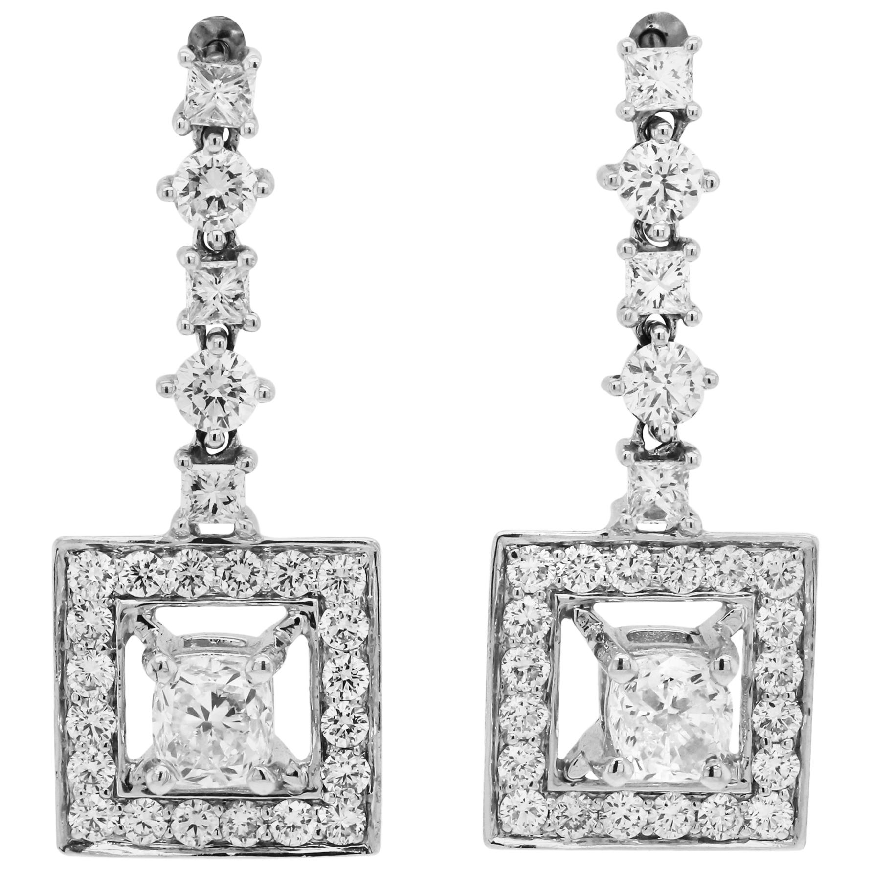 18K White Gold and 10.42 Ct Round Baguette Princess Cut Diamonds Drop