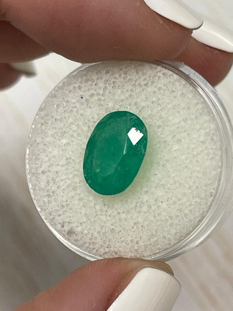 Women's or Men's 3.50 Carat Rich Forest Green Colombian Emerald Oval Cut - May Birthstone Gem For Sale