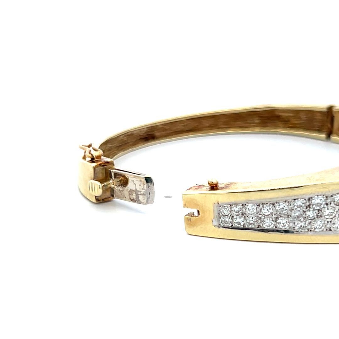 Bracelet jonc en or bicolore 14 carats avec diamants ronds brillants de 3,50 carats H SI en vente 3