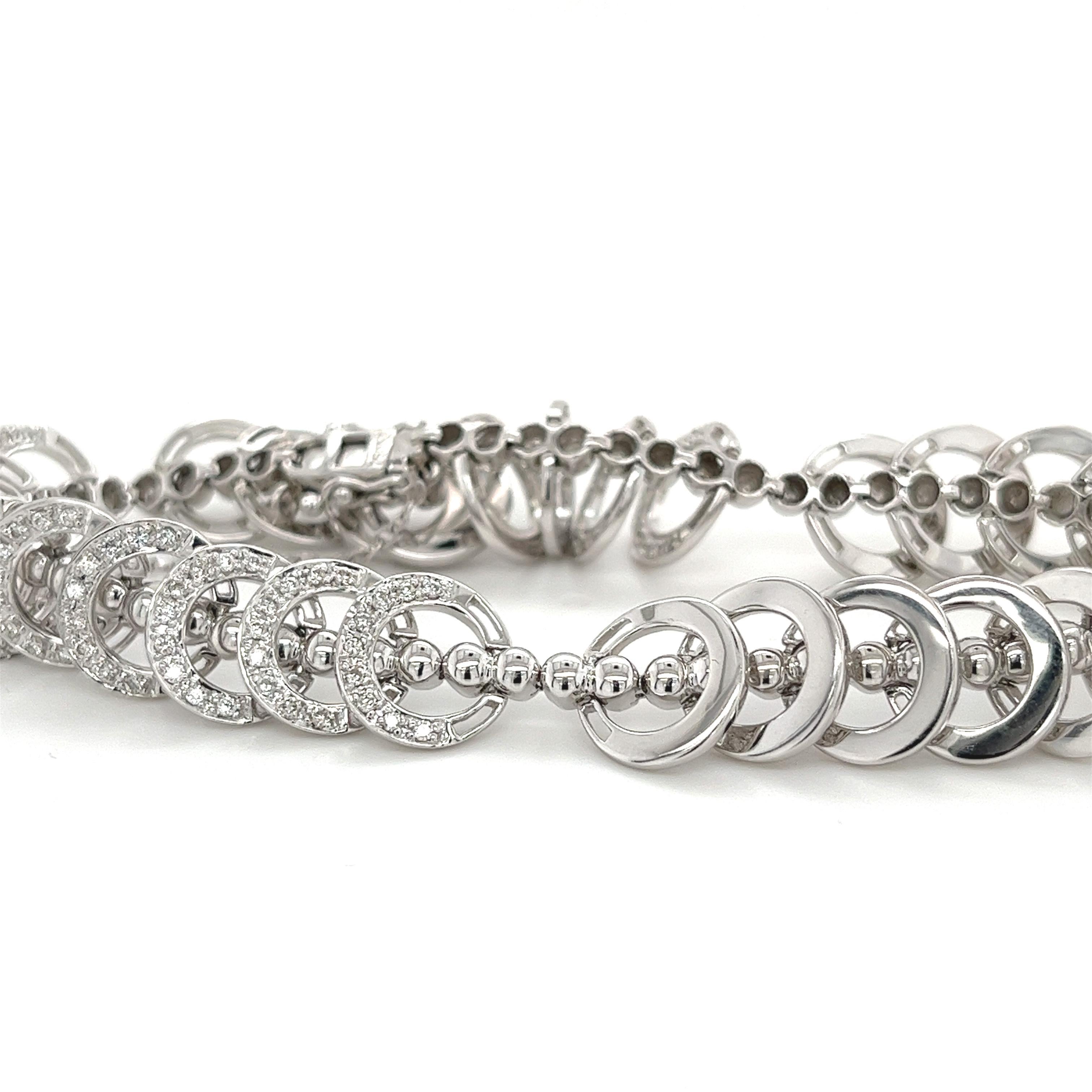 Rétro Bracciale circolare con diamante da 3,50 carati A Link in oro bianco 18 carati in vendita