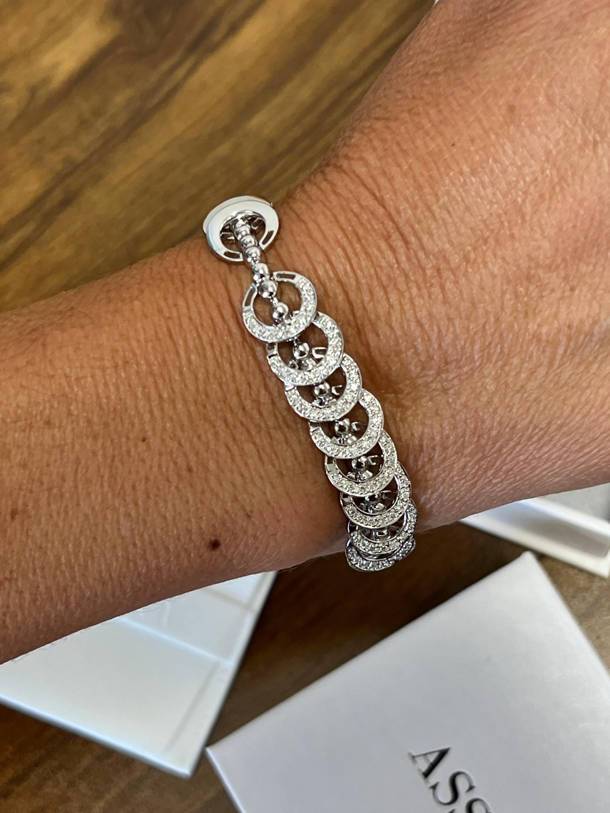 3.50 Carat Round Diamond Circular Link Diamond Bracelet in 18K White Gold For Sale 1