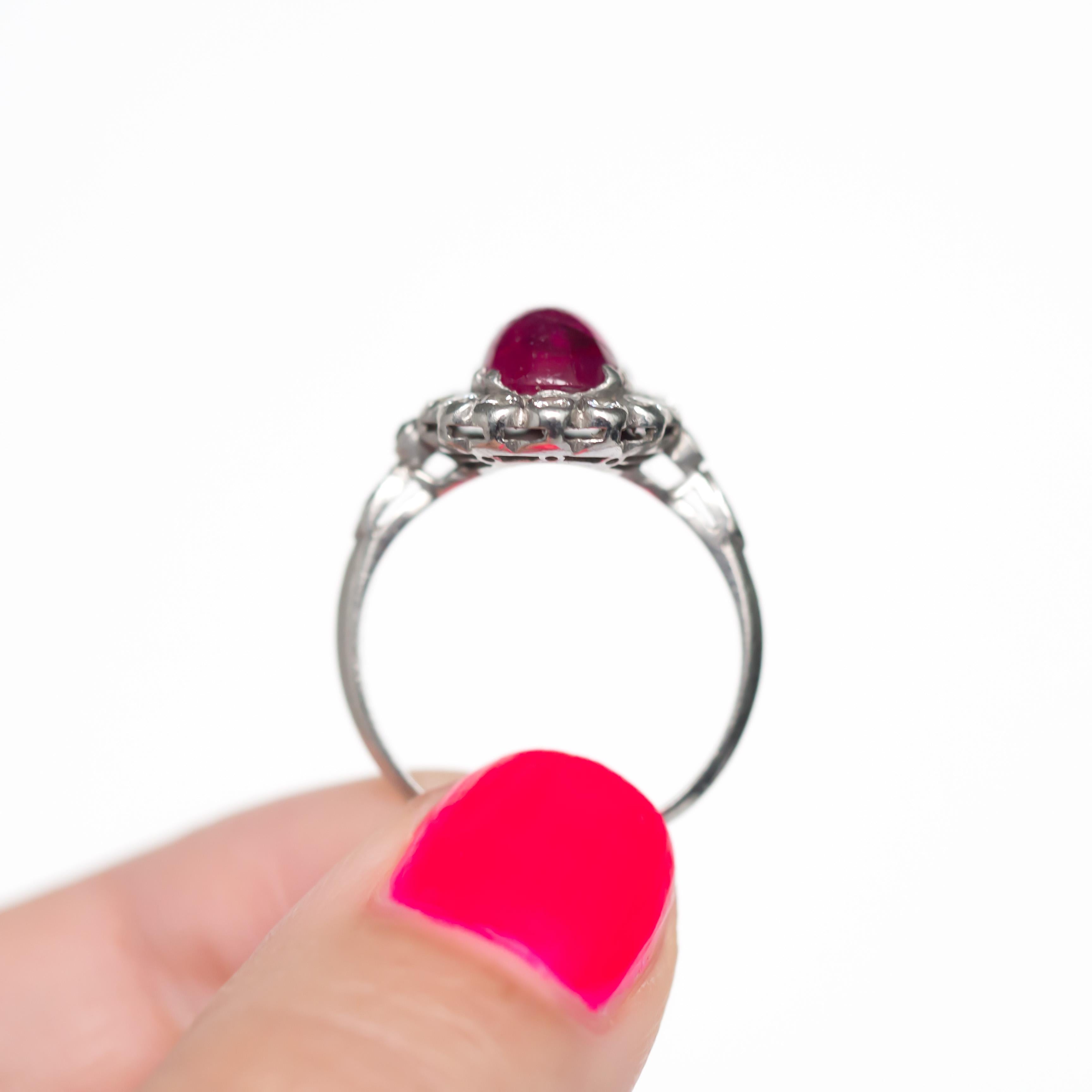 Women's or Men's 3.50 Carat Ruby Platinum Engagement Ring For Sale