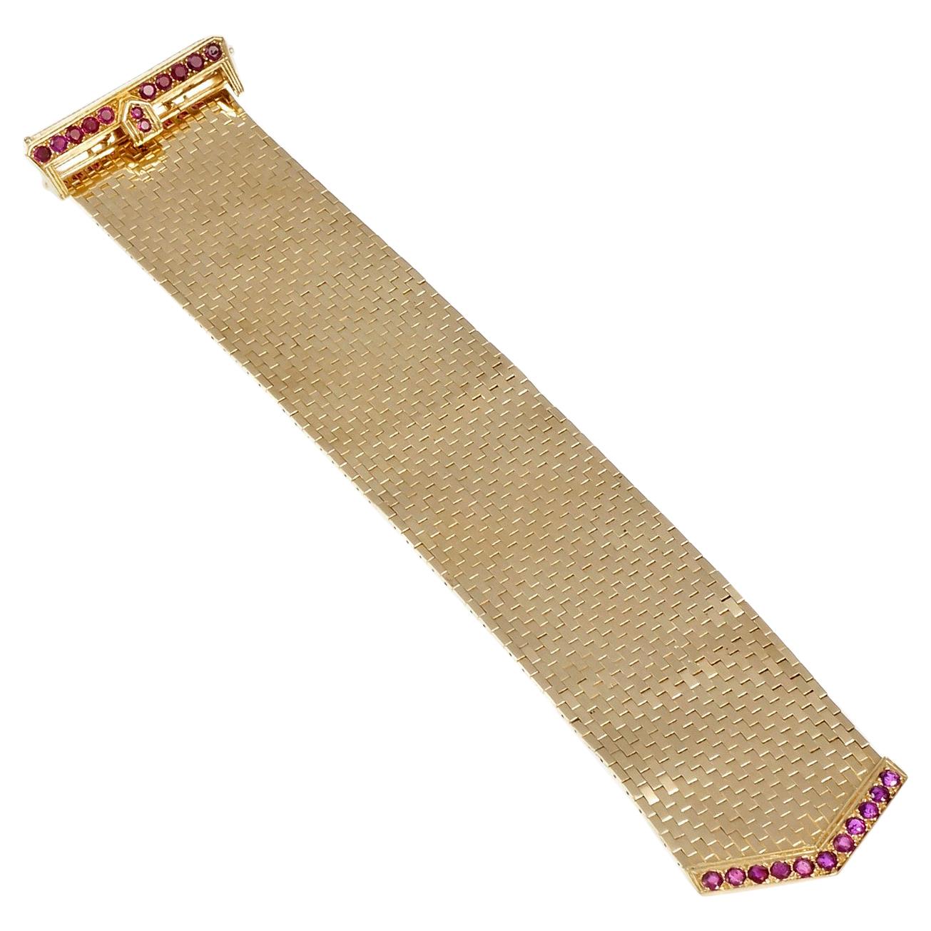 3.50 Carat Ruby Yellow Gold Brick Flexible Bracelet For Sale