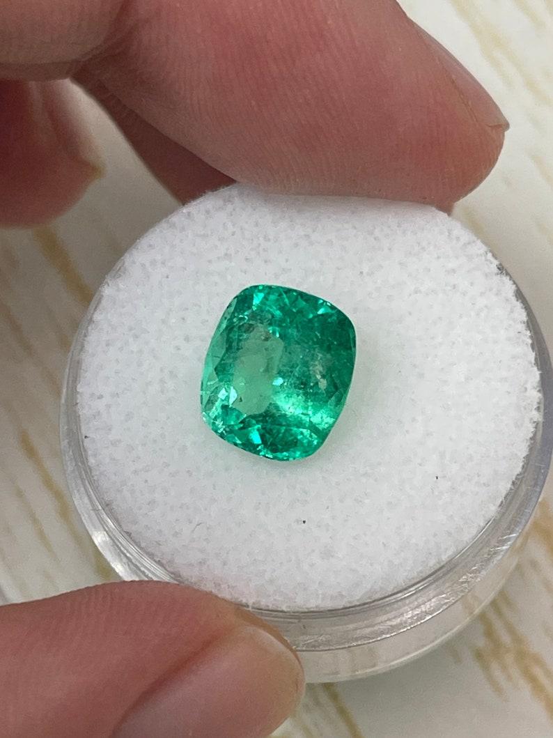 Modern 3.50 Carat Yellowish Green Colombian Emerald - Cushion Cut Genuine Earth-Mined For Sale