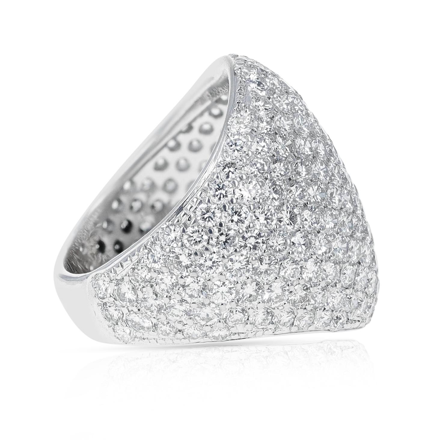 A Round White Diamonds Bombe Cocktail Ring made in 18 Karat White Gold. There are 201 diamonds weighing approximately 3.05 carats. The length of the ring is 0.75 inches. The total weight of the ring is 8.18 grams. The ring size is US 4. 
