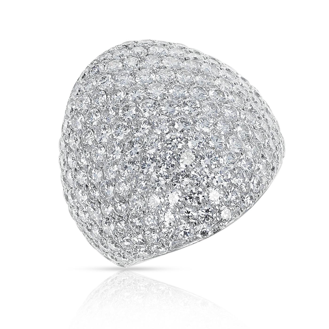 3.50 Carats 201 Round White Diamonds Bombe Cocktail Ring, 18 Karat White Gold In Excellent Condition For Sale In New York, NY