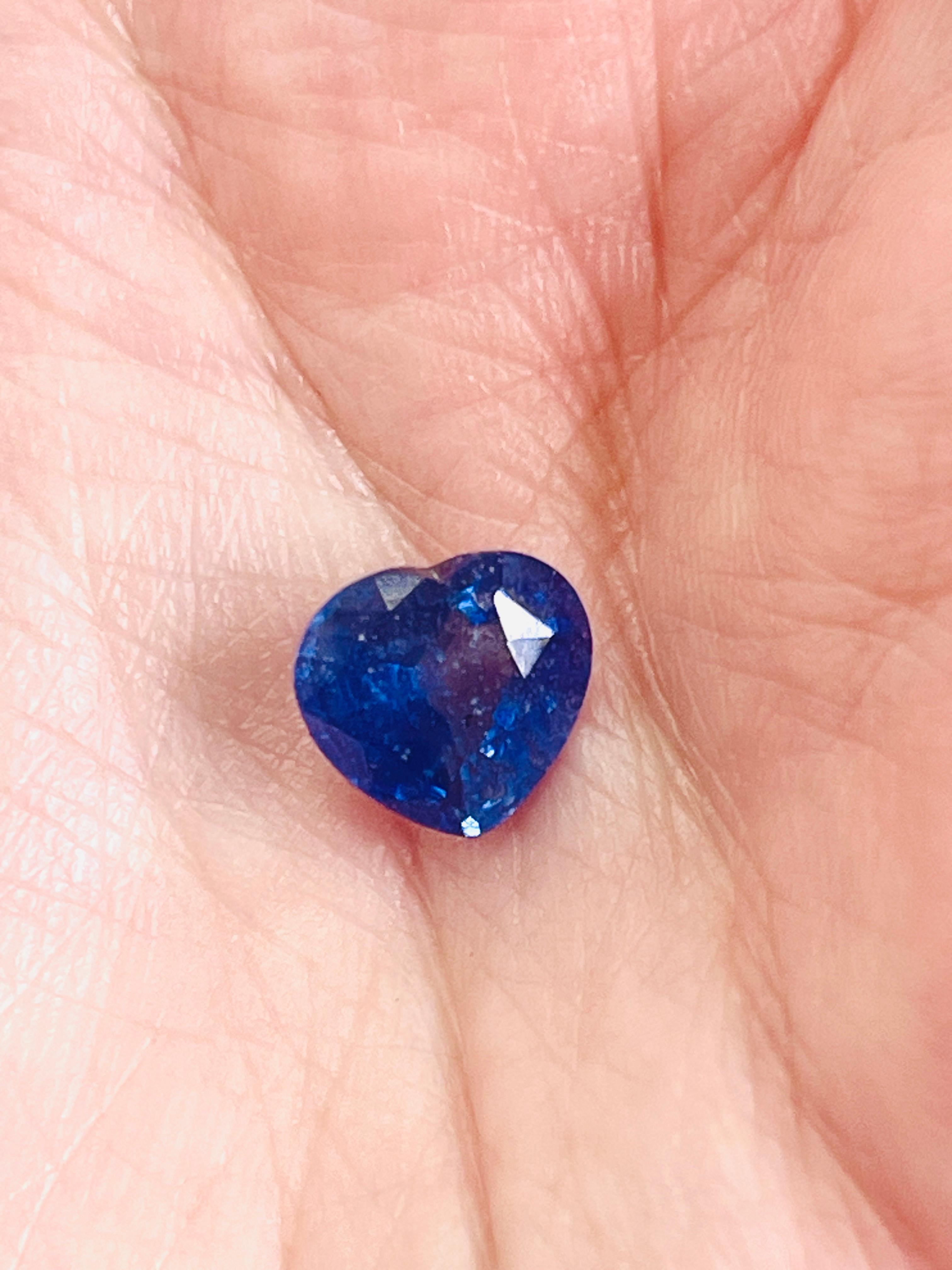 Women's or Men's 3.50 Carats intense Blue Sapphire Heart Shape Cut Loose Gem