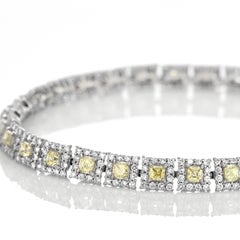 3.50 Carats Natural Light Yellow Diamonds Tennis Bracelet Made in Platinum