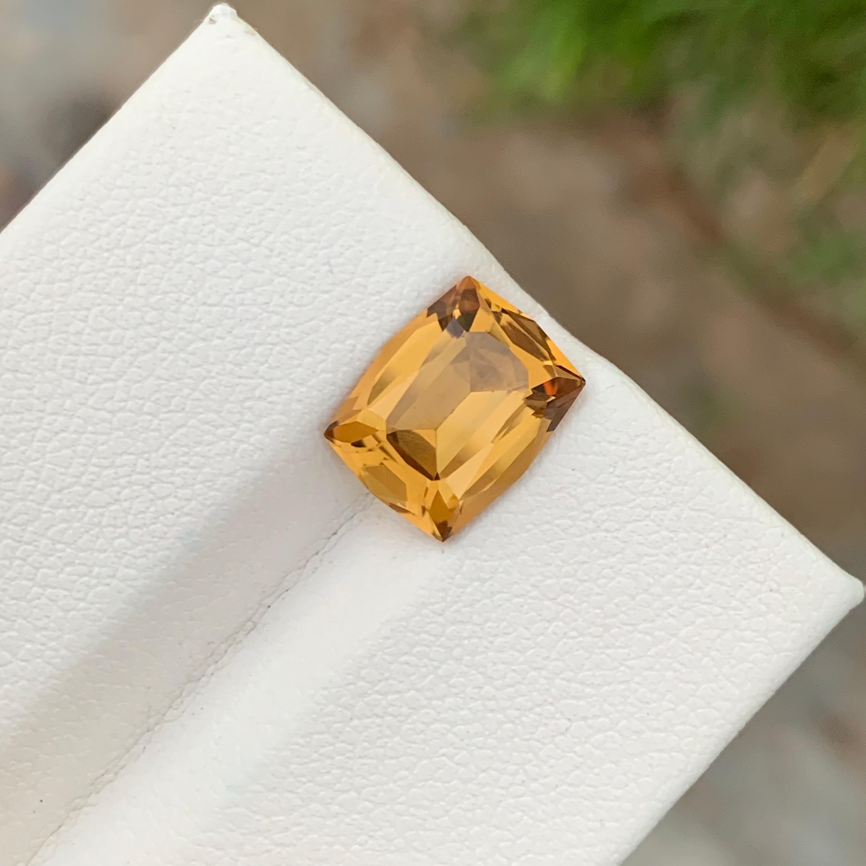 Art Nouveau 3.50 Carats Natural Loose Citrine Gemstone From Brazil Mine For Sale