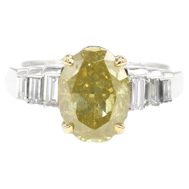 3.50 Carats Natural Yellow Diamond and Gold 18k Ring For Sale