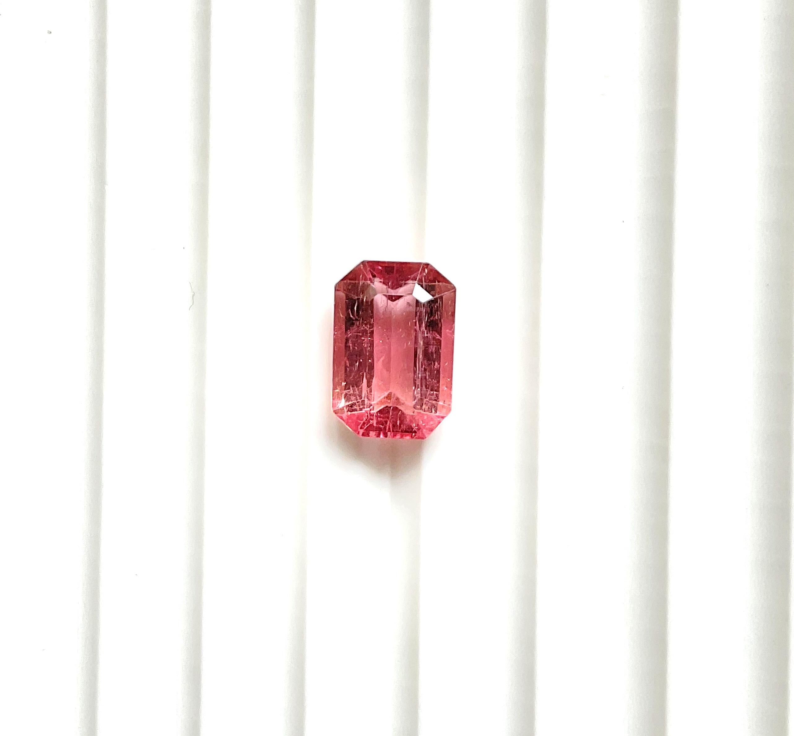 Art déco 3.50 Carats Pink Tourmaline Octa Faceted Cut stone Top Quality Natural gemstone en vente