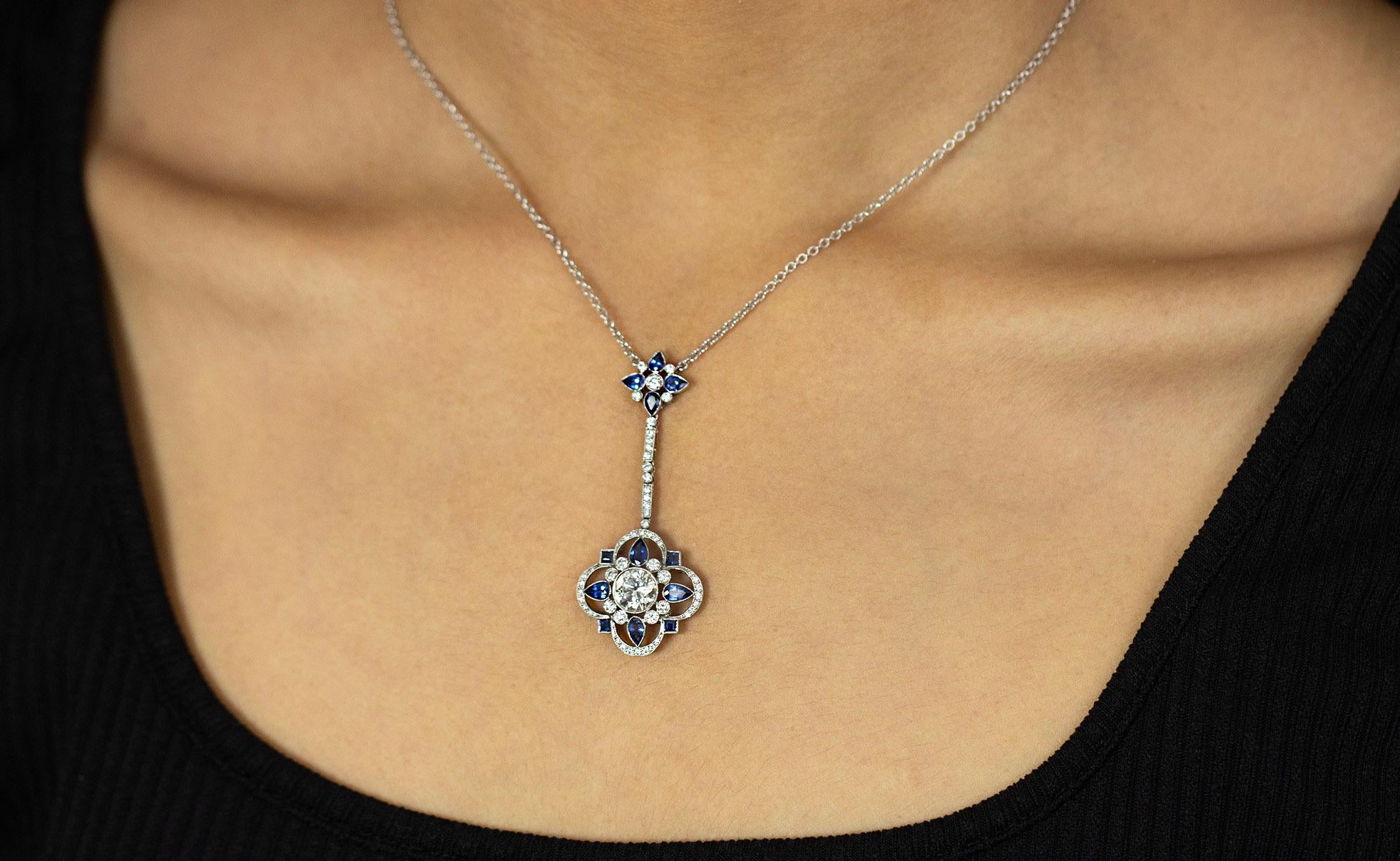 Women's Vintage 3.50 Carats Total Mixed Cut Blue Sapphire and Diamond Pendant Necklace For Sale