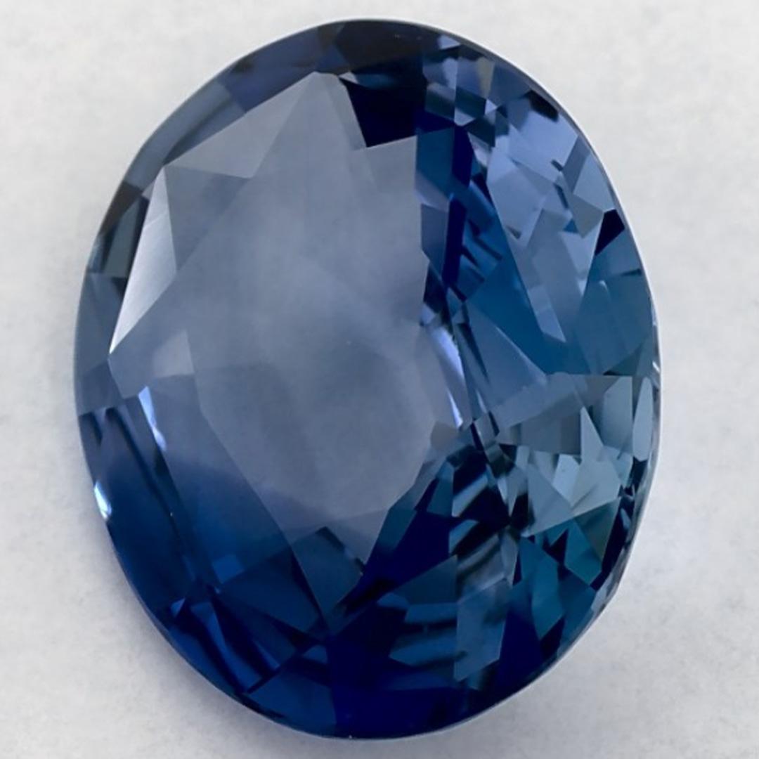 3.50 Karat Blauer Saphir Oval Loser Edelstein Damen im Angebot