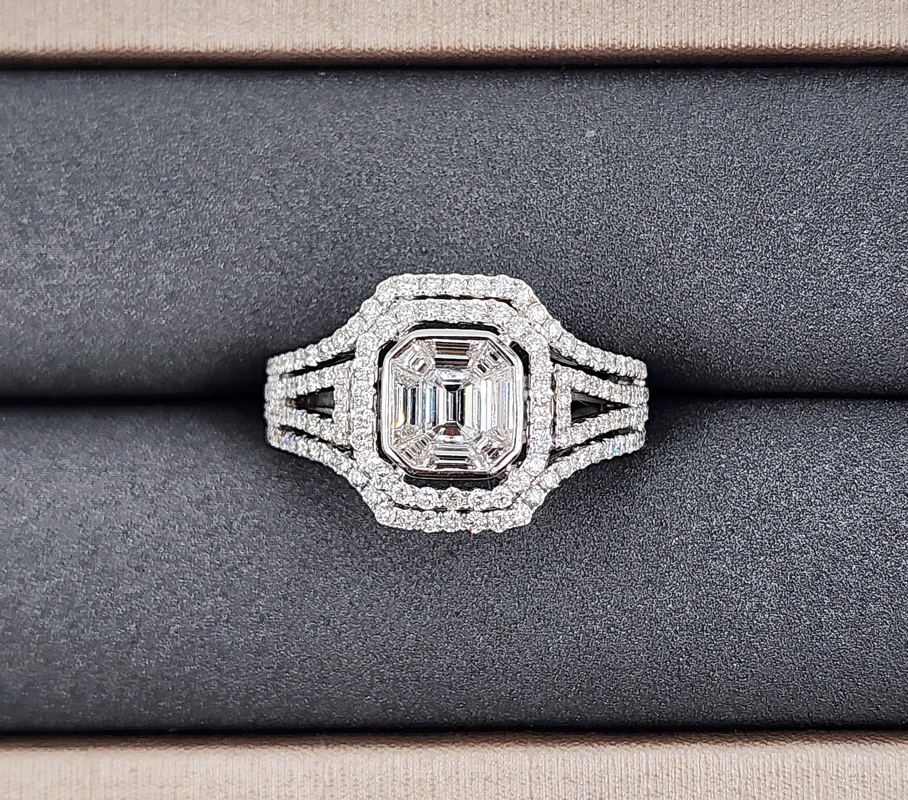 2.15 ct Diamond Cluster Ring in 18k White Gold For Sale