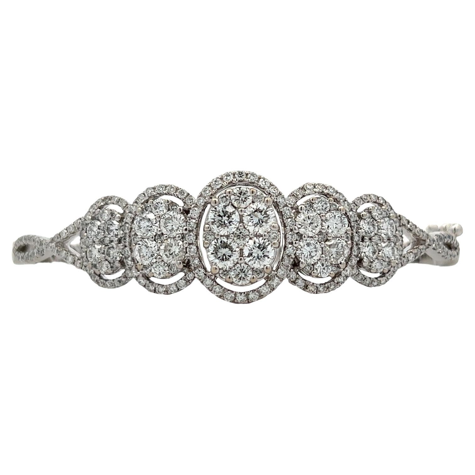 3.50 CTW Diamond Cluster Oval Hinged Bangle Bracelet 14K White Gold Modern For Sale