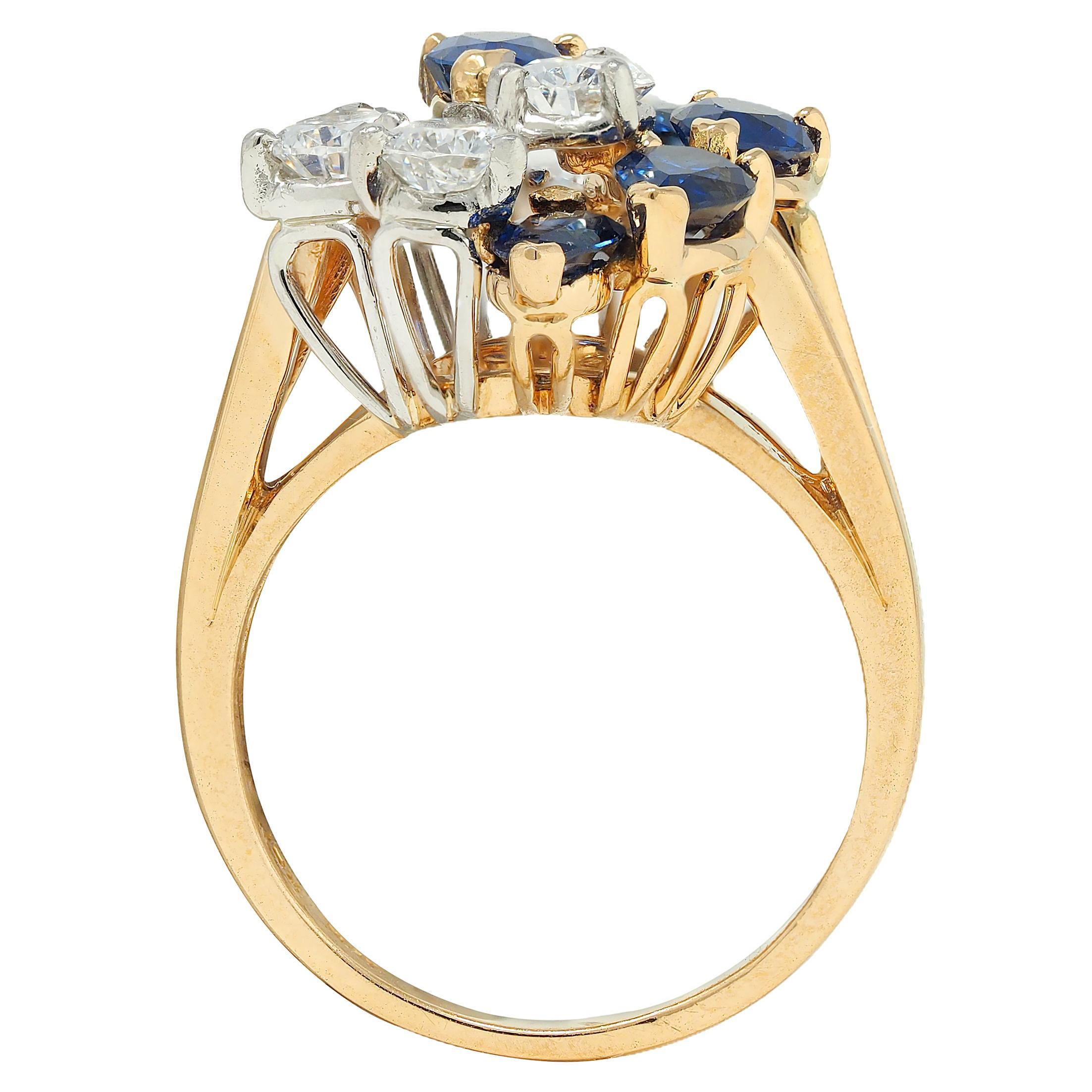 Bague cocktail grappe vintage en or 18 carats, platine, diamants et saphir 3,50 carats poids total en vente 5