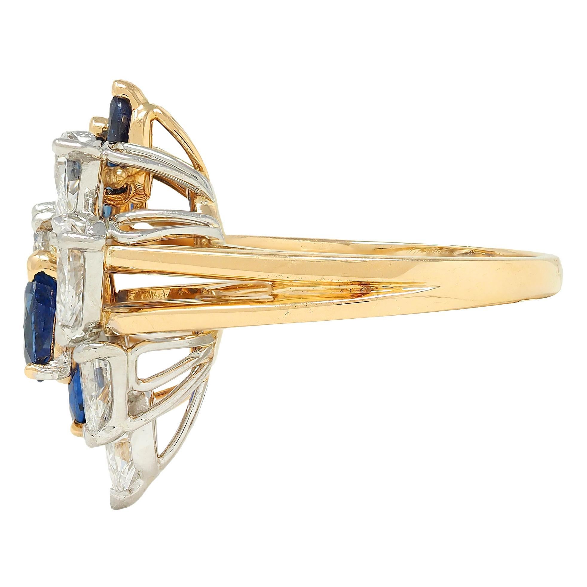 Bague cocktail grappe vintage en or 18 carats, platine, diamants et saphir 3,50 carats poids total en vente 1