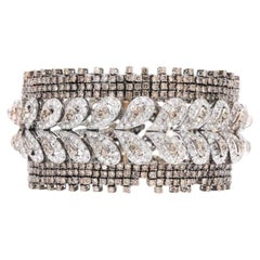 35.00 Carat Round Brilliant Brownish Yellow Diamond 18K Gold Link Bracelet and E