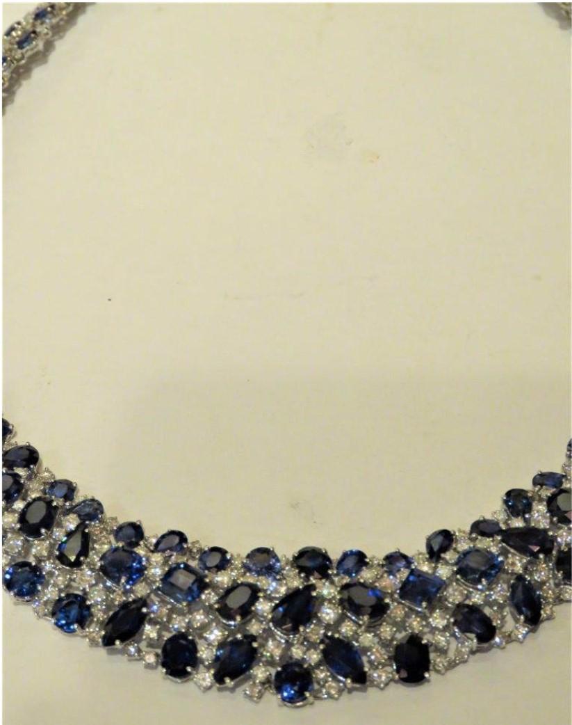 Mixed Cut $350, 000 18kt Gold Fancy Glittering Certified 90ct Sapphire Diamond Necklace For Sale