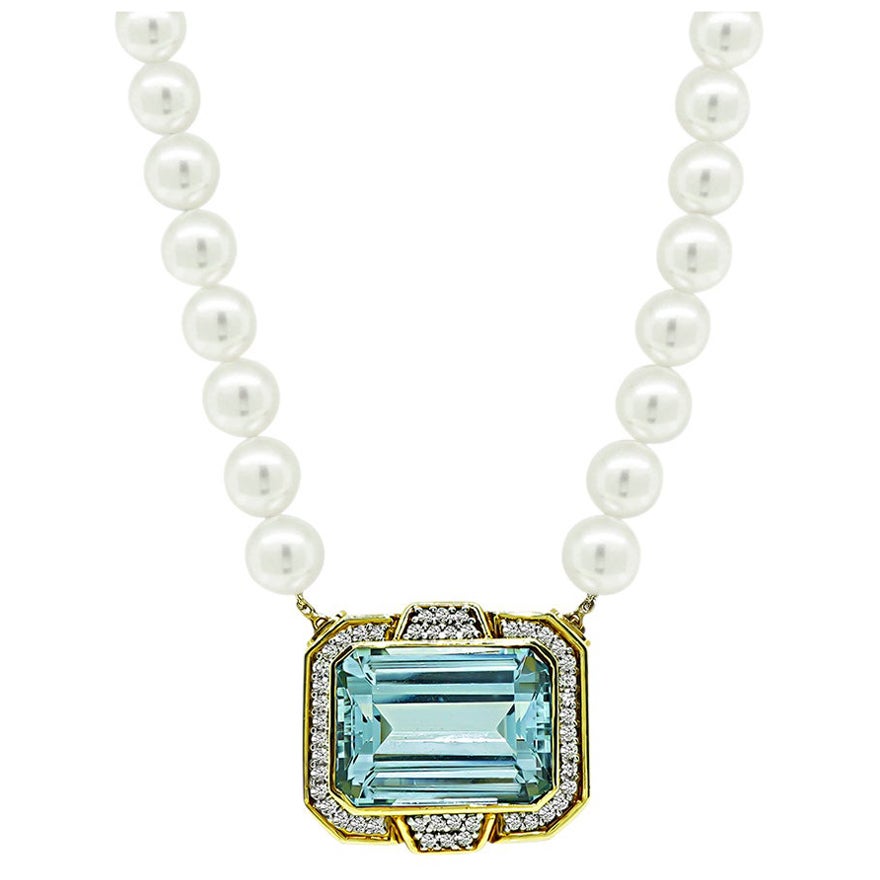 Collier pendentif aigue-marine 35,00 carats, perle diamant 1,25 carat en vente