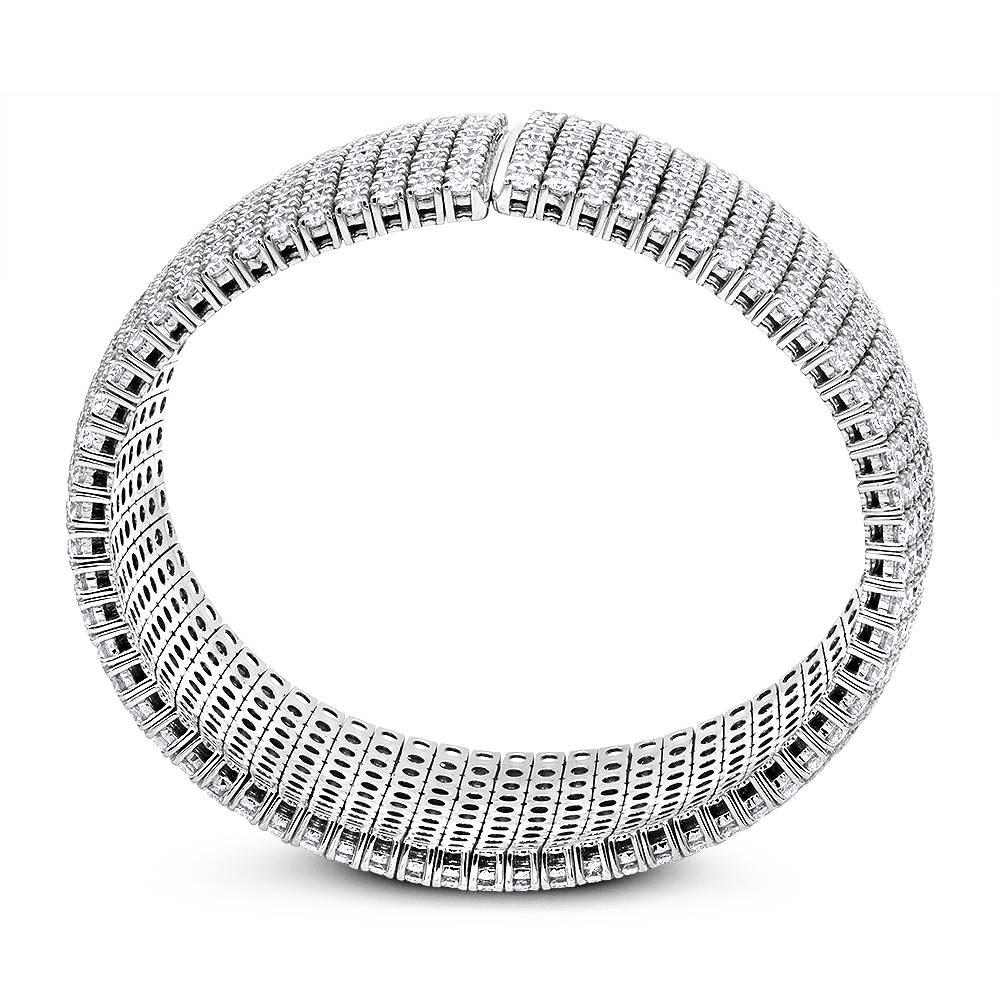 Round Cut 35.05 Carat 18 Kt White Gold Flexible Diamond Cuff  Bangle Bracelet For Sale