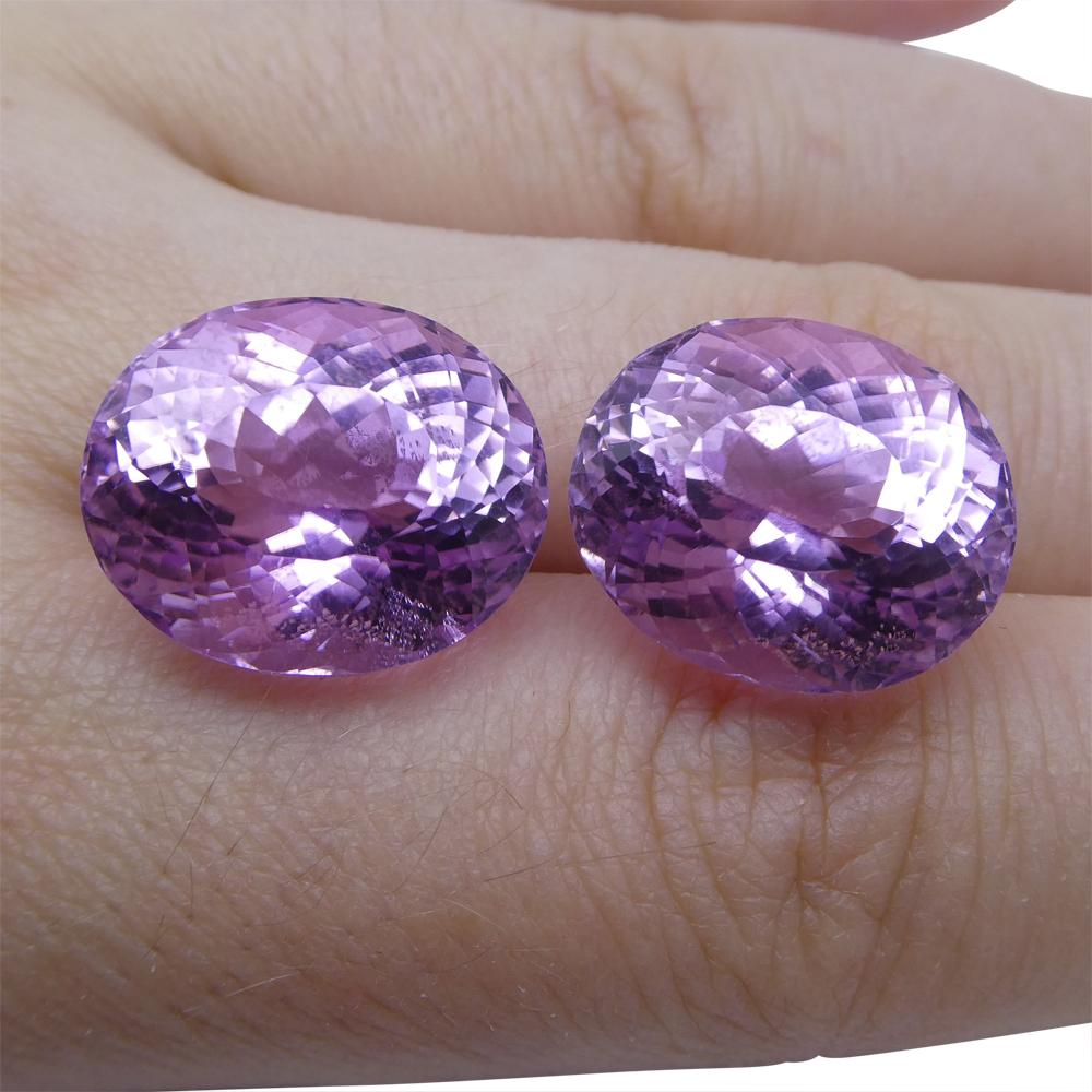 Description:

One Pair Loose Kunzite

Weight: 35.07 cts
Measurements: 16.72x13.84x11.04 mm and 16.05x13.41x11.31 mm
Shape: Oval
Cutting Style: Oval Mixed Cut
Cutting Style Crown: Brilliant Cut
Cutting Style Pavilion: Brilliant Cut
Transparency: