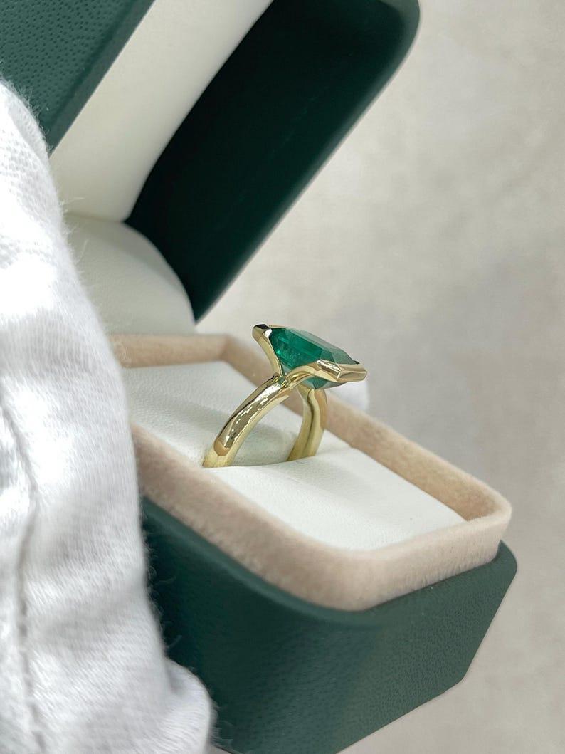 3.50ct 14K Vivid Green Emerald Solitaire Ring - Emerald Cut Half Bezel 585 Gold 5