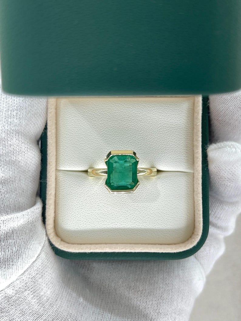 3.50ct 14K Vivid Green Emerald Solitaire Ring - Emerald Cut Half Bezel 585 Gold 1