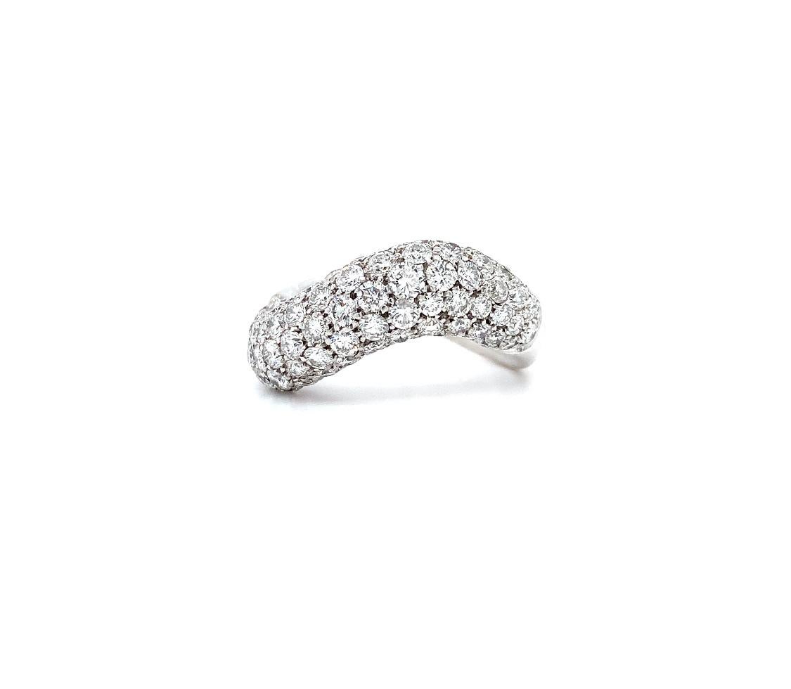 Round Cut 3.50ct Curved Bombe Dome Curved Diamond Pave Ring 18K White Gold For Sale