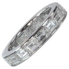 Alliance d'éternité avec diamant taille émeraude de 3,50 carats, couleur H, platine