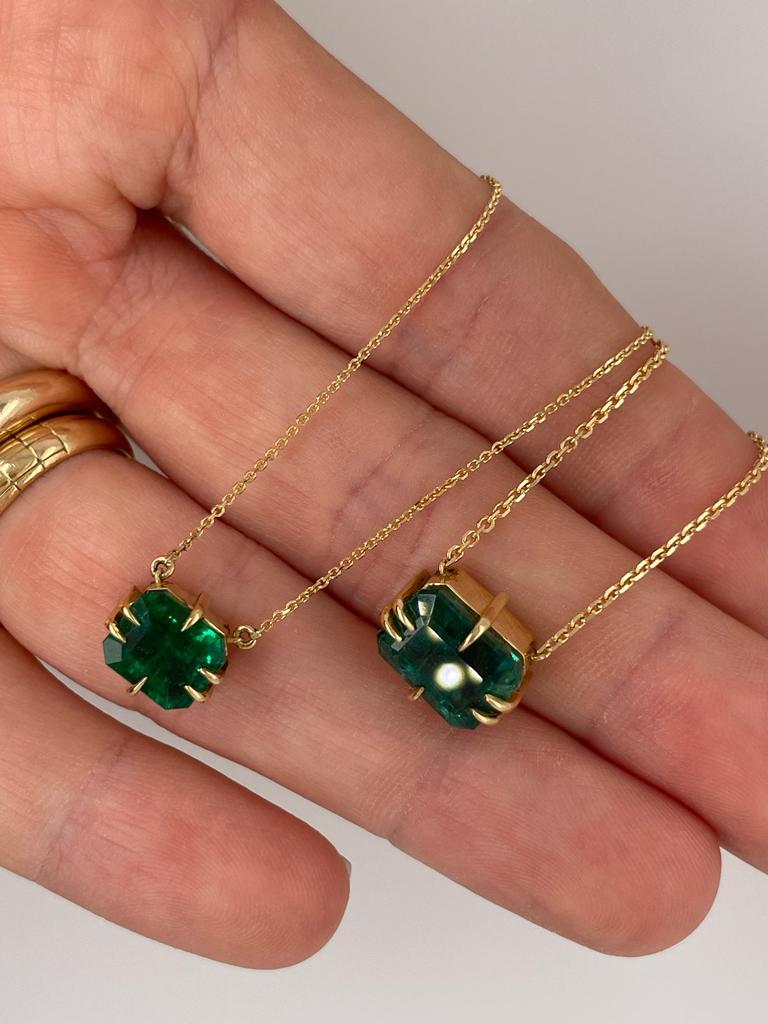 3.50ct Emerald necklace made in 18k yellow gold with chain For Sale 7