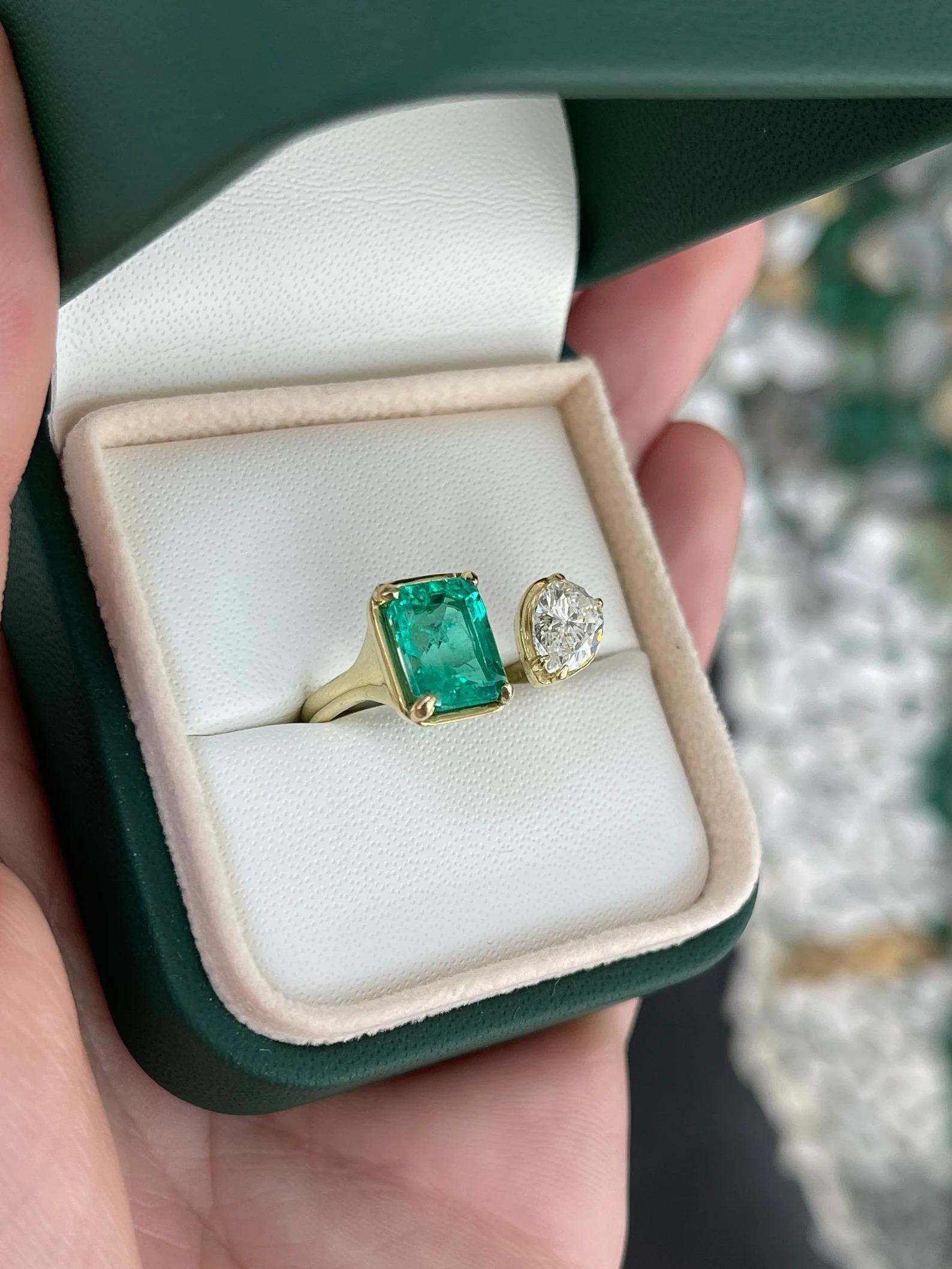 Pear Cut 3.50tcw Two Stone Toi et Moi AAA Colombian Emerald & Pear Diamond Ring 18K