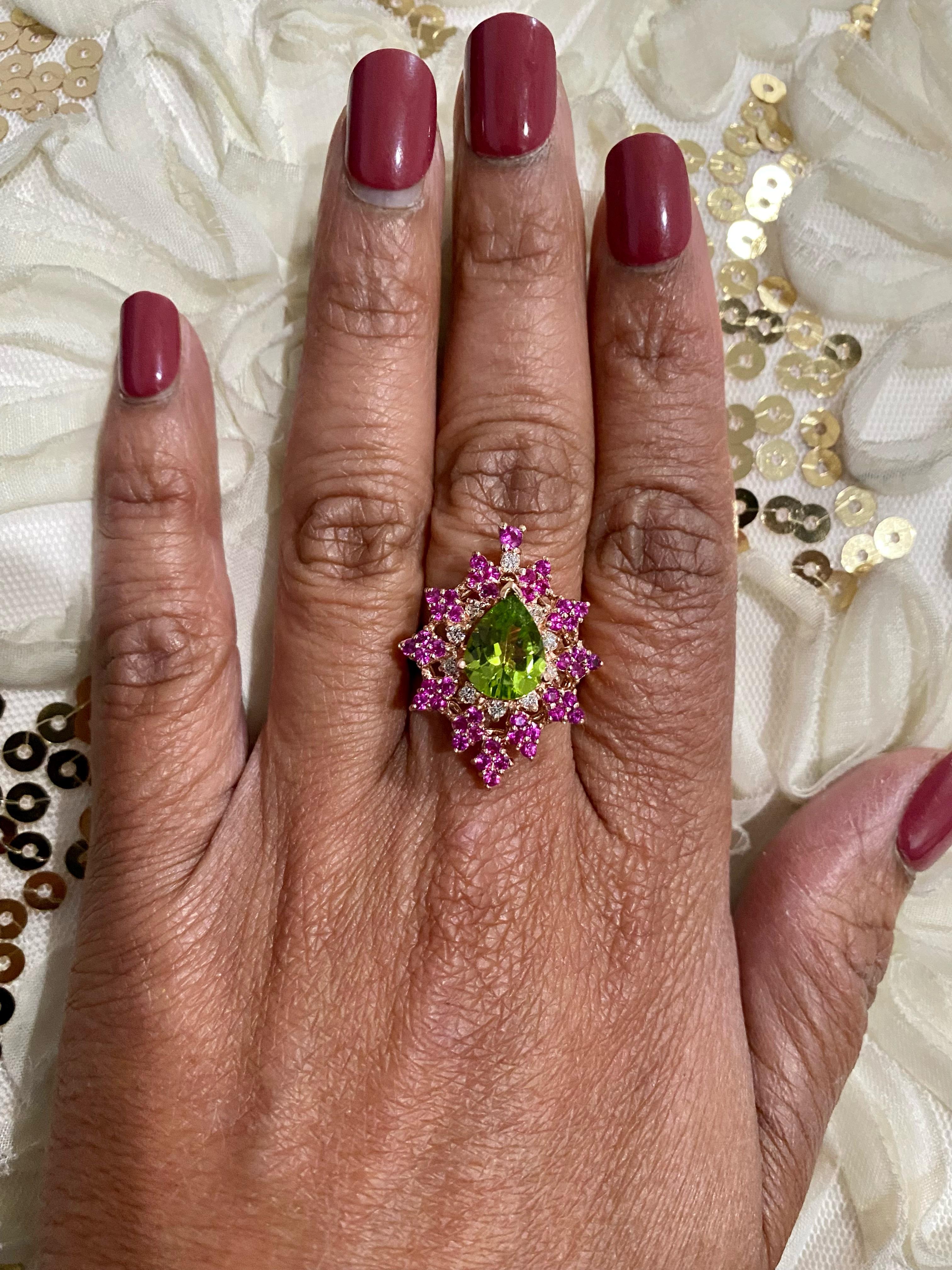 3.51 Carat Natural Peridot Sapphire Diamond Rose Gold Cocktail Ring In New Condition For Sale In Los Angeles, CA