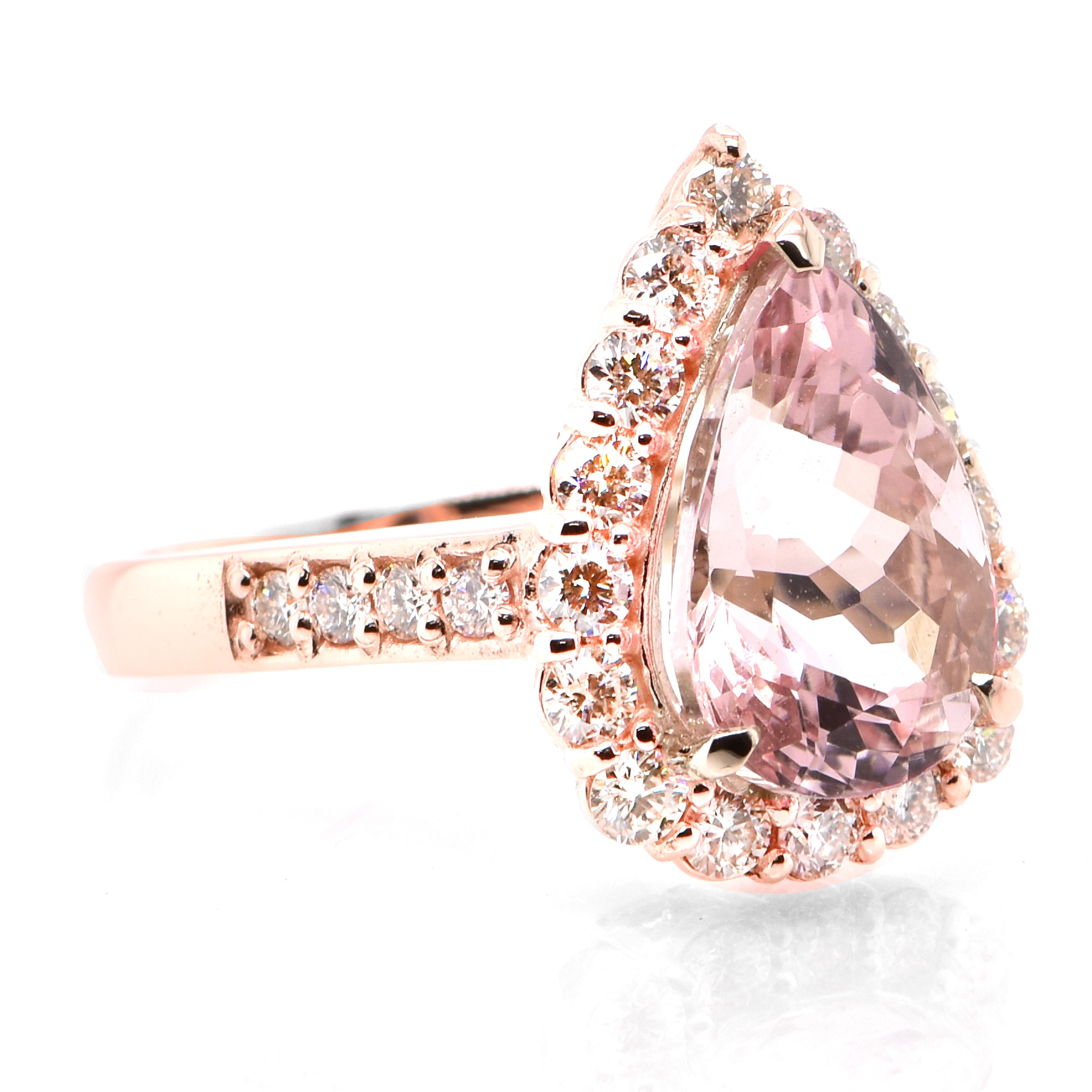 Modern 3.51 Carat Natural 'Sakura Pink' Morganite and Diamond Ring Set in 18K Rose Gold For Sale
