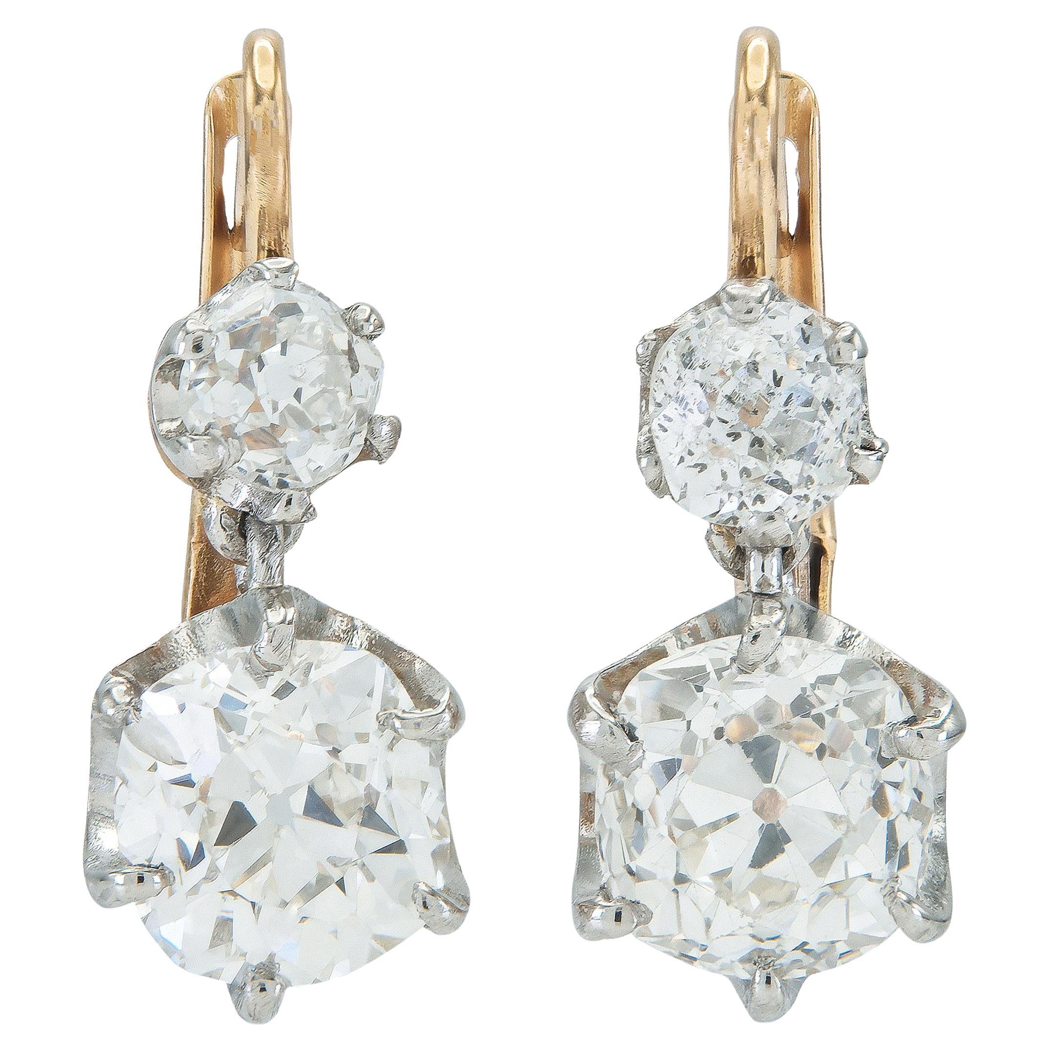 Orecchini pendenti con diamanti taglio Old Mine da 3,51 carati