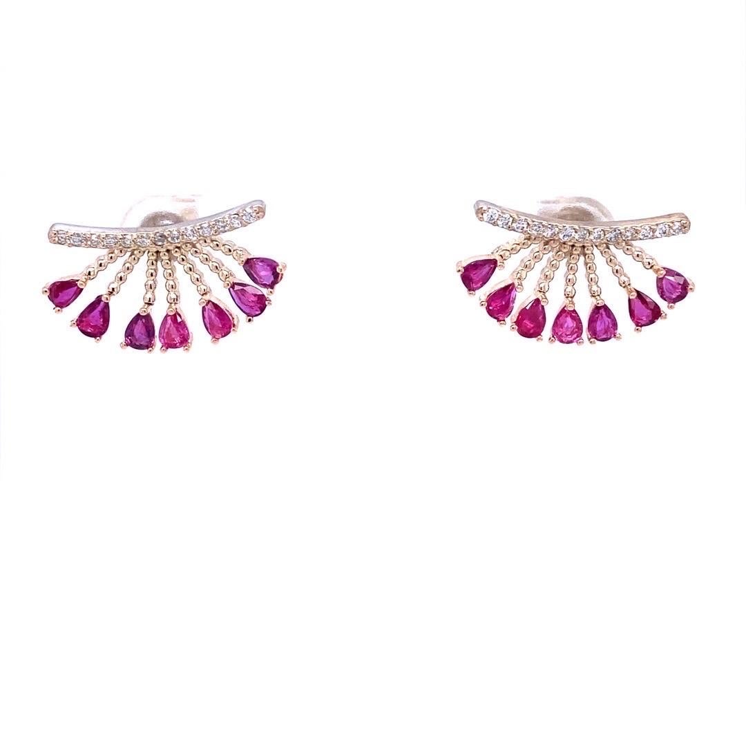 3.51 Carat Ruby Diamond Gold Earring and Necklace Set For Sale 1
