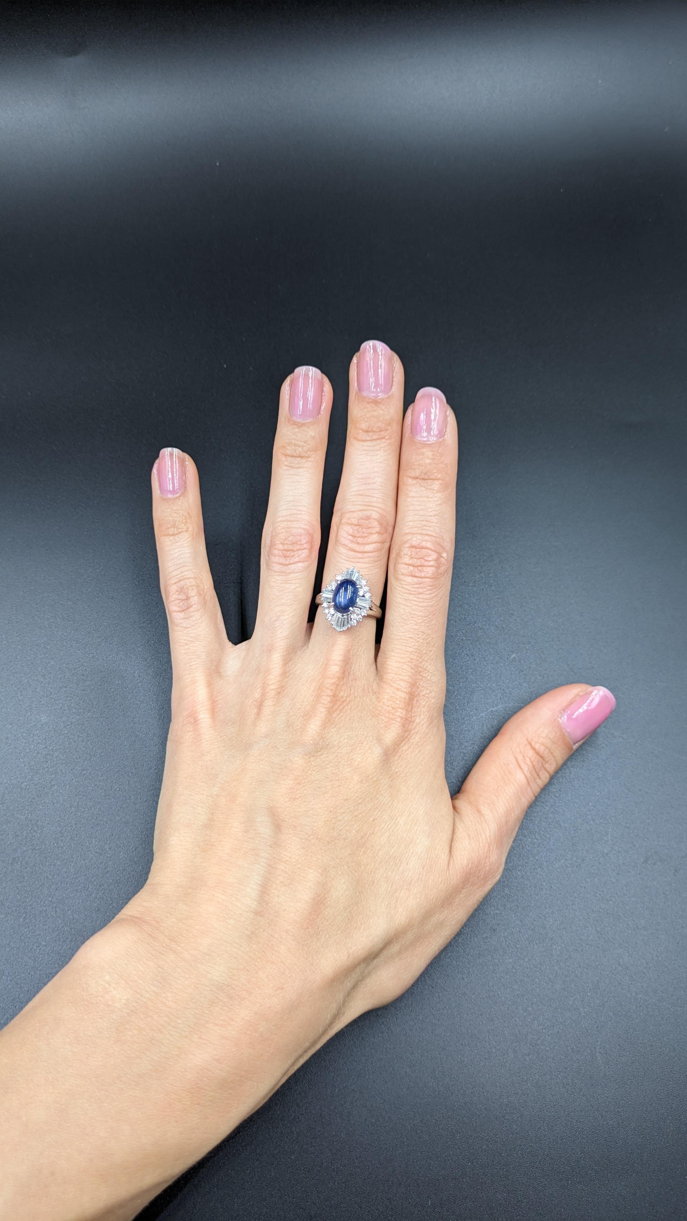 Women's or Men's 3.51 Carat Sapphire Cabochon and 0.58 Carat Diamond Ring in Platinum For Sale