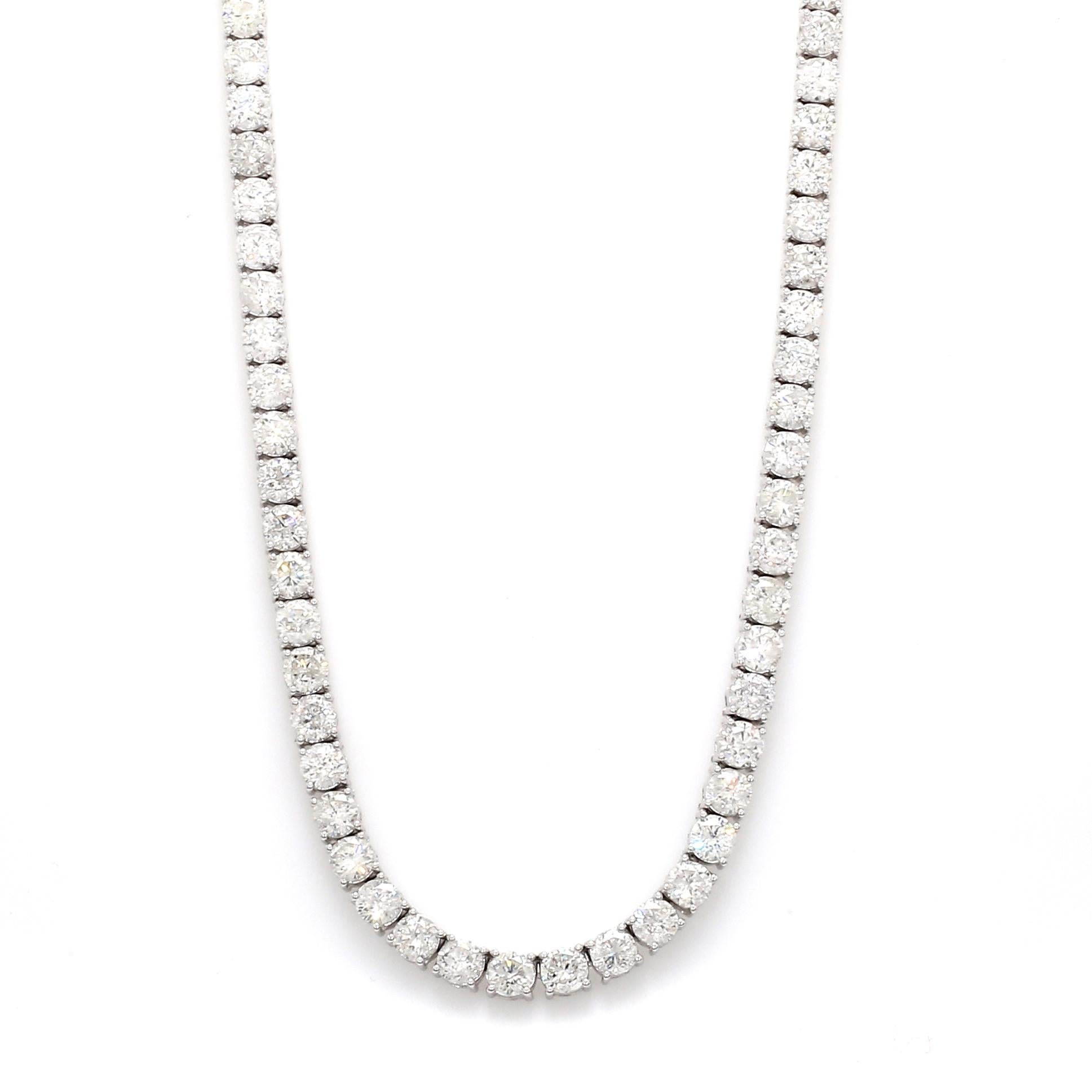 This diamond tennis chain necklace is the epitome of luxury and sophistication. Whether worn as a standalone statement piece or layered with other necklaces for a personalized look, it effortlessly enhances any attire, from formal occasions to