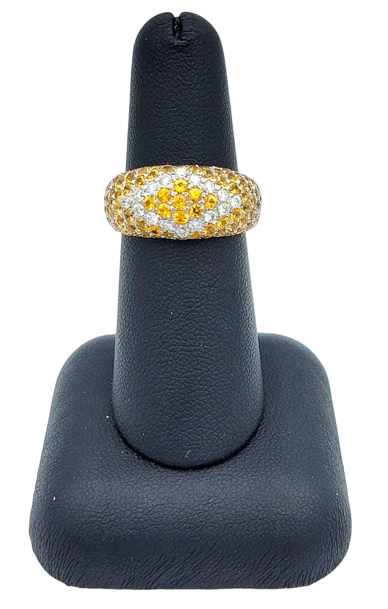 Anello a fascia con zaffiro arancione da 3,51 carati totali e diamanti in oro 18 carati in vendita 3