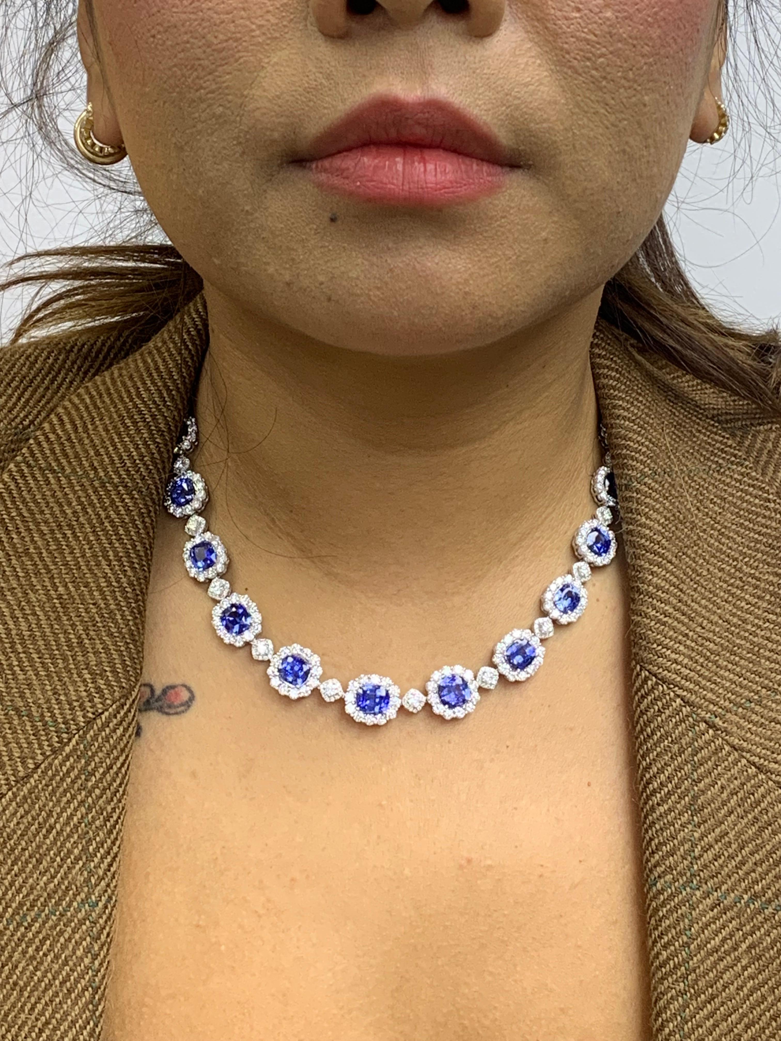 35.11 Carat Cushion Cut Blue Sapphire and Diamond Necklace in 18K White Gold In New Condition For Sale In NEW YORK, NY