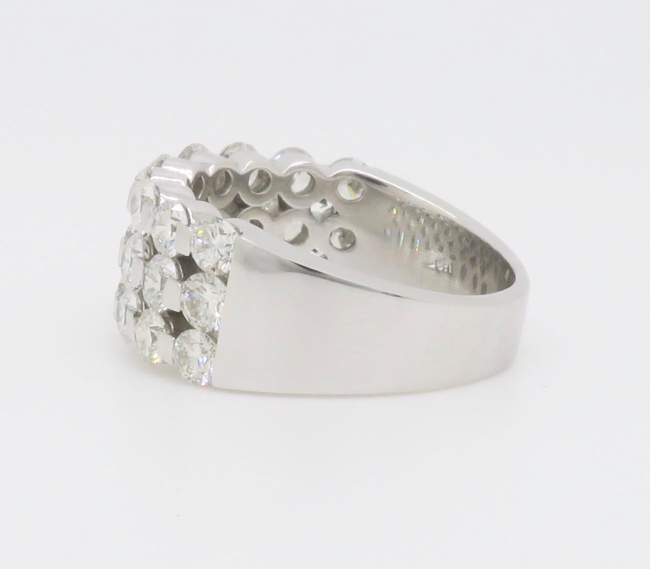 3(51CTW Three Row Diamond Band (bande de diamants à trois rangs) en vente 10