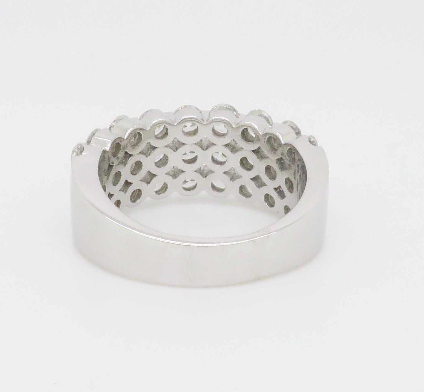 3(51CTW Three Row Diamond Band (bande de diamants à trois rangs) en vente 11