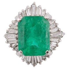 3.52 Carat Emerald Cocktail Ring in PT900
