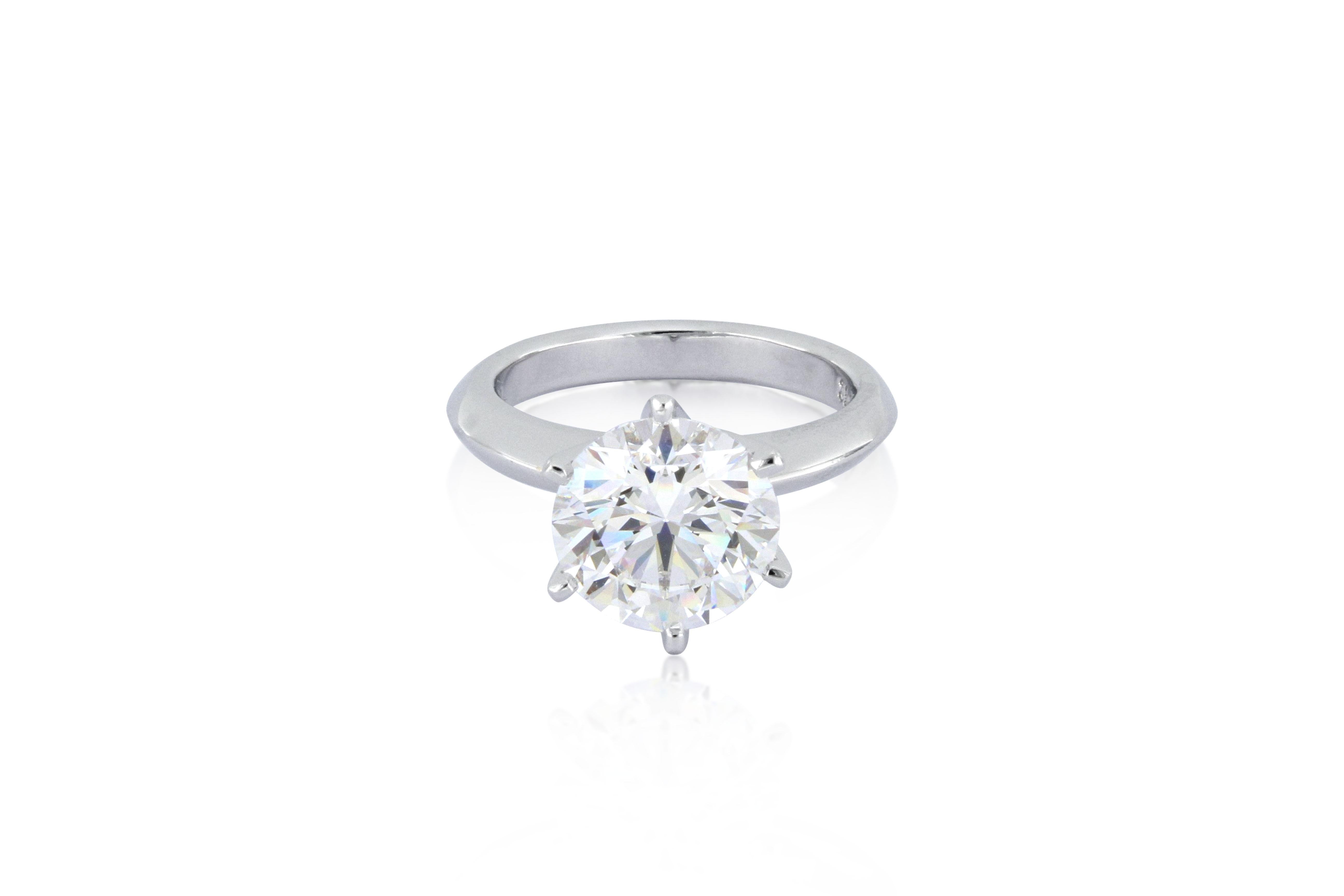 Brilliant Cut 3.52 Carat Natural Diamond Ring in 18K White Gold For Sale