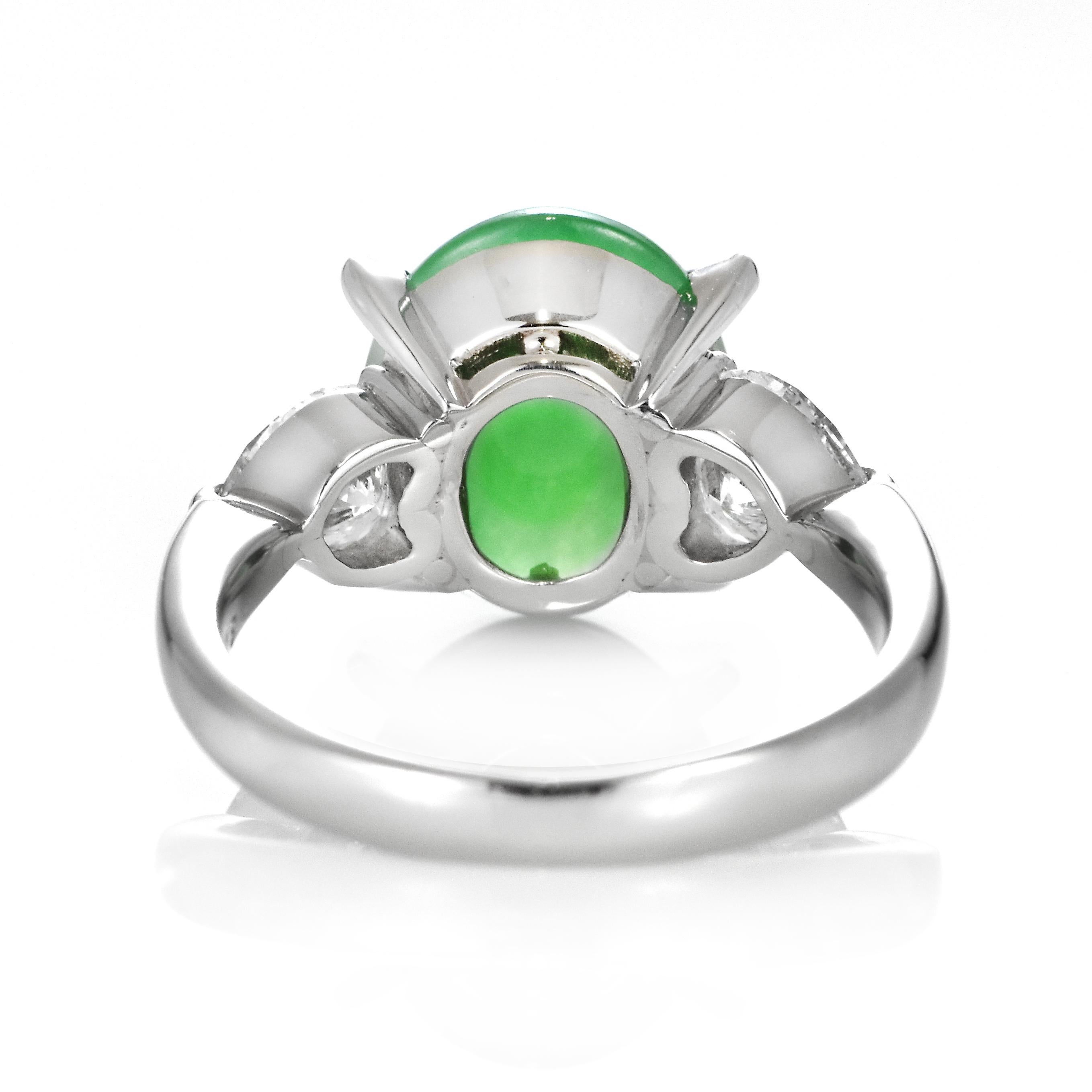 Anello a tre pietre con giadeite naturale di tipo A e diamanti da 3,52 carati in platino in vendita 6