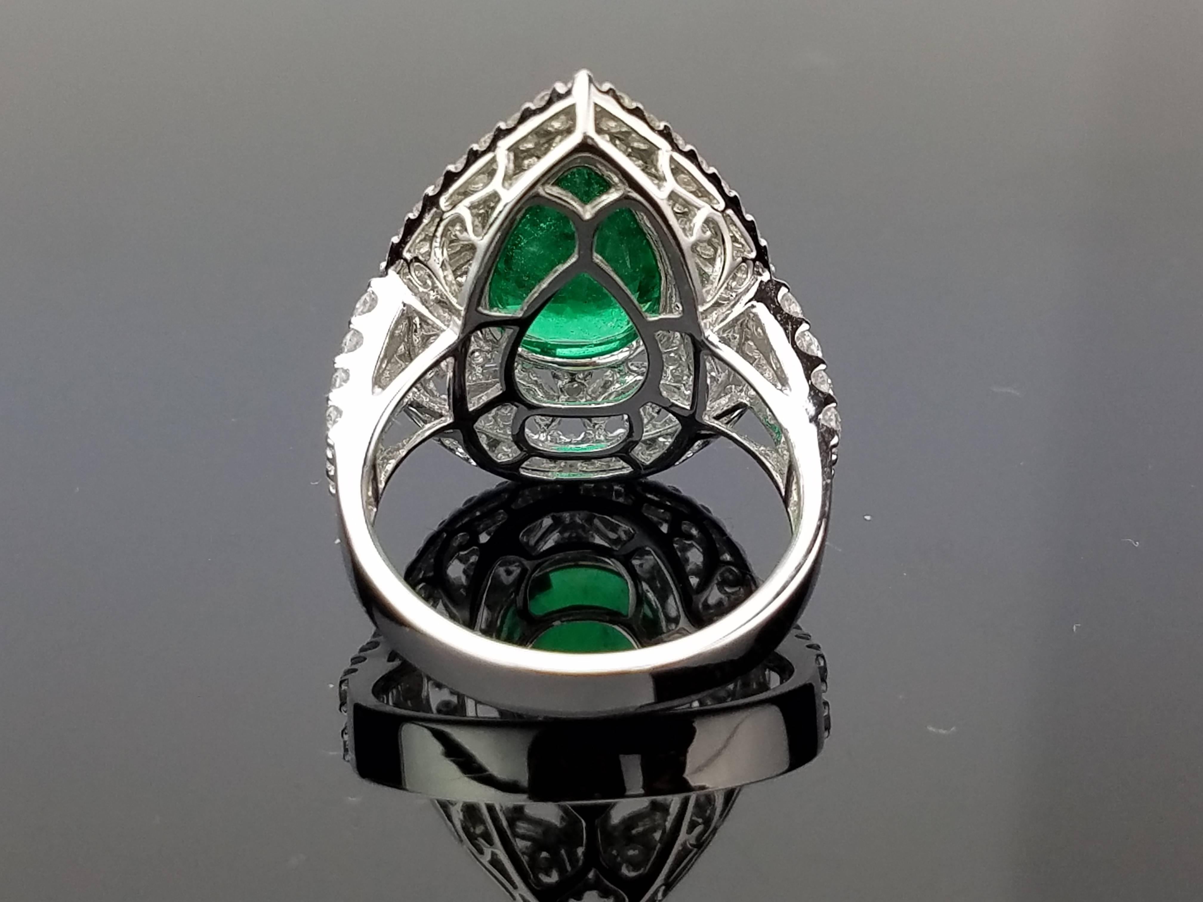 Modern 3.52 Carat Pear Shape Emerald and Diamond Cocktail Ring
