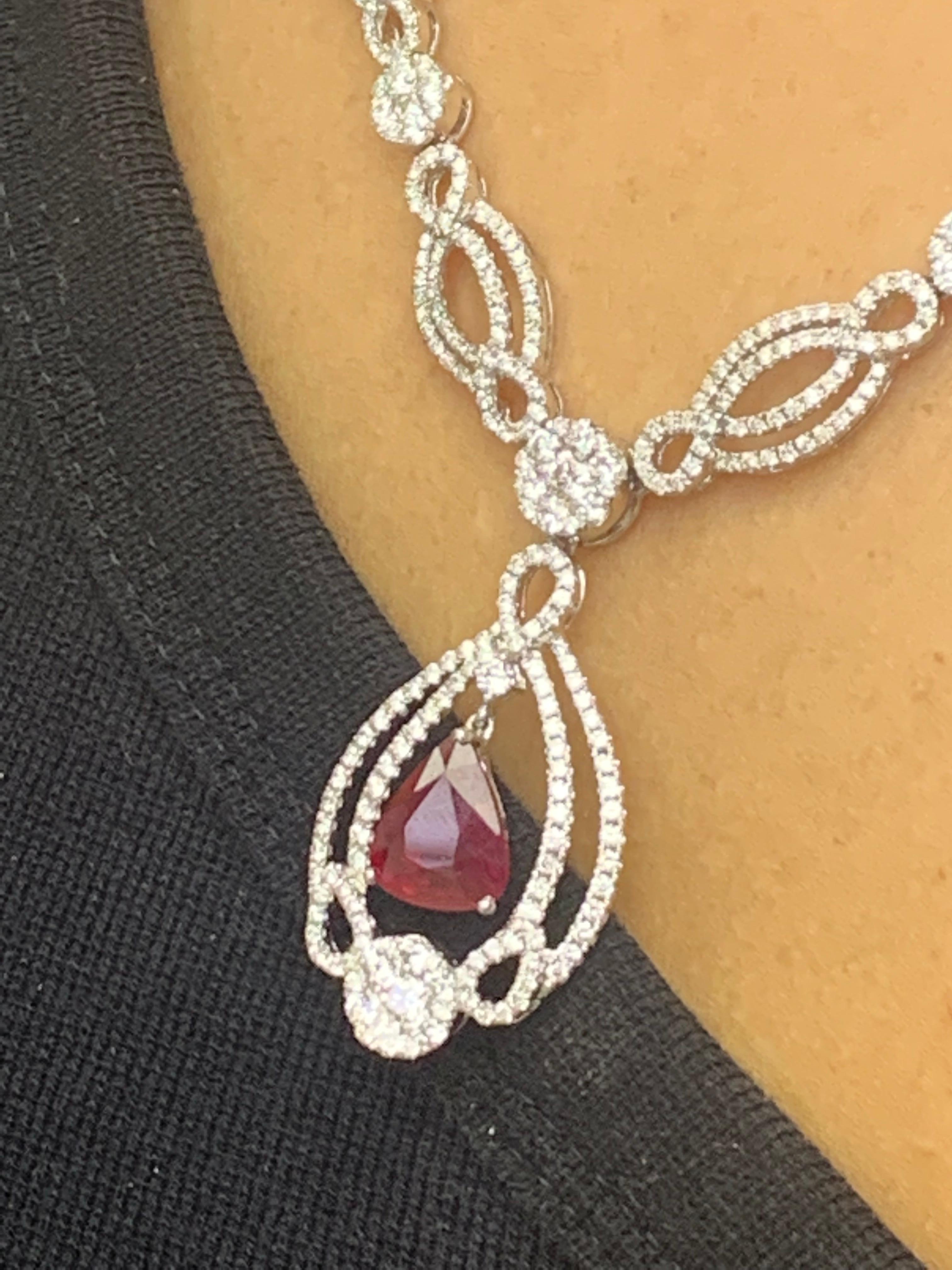 3.52 Carat Pear Shape Ruby and Diamond Necklace in 18 White Gold For Sale 7